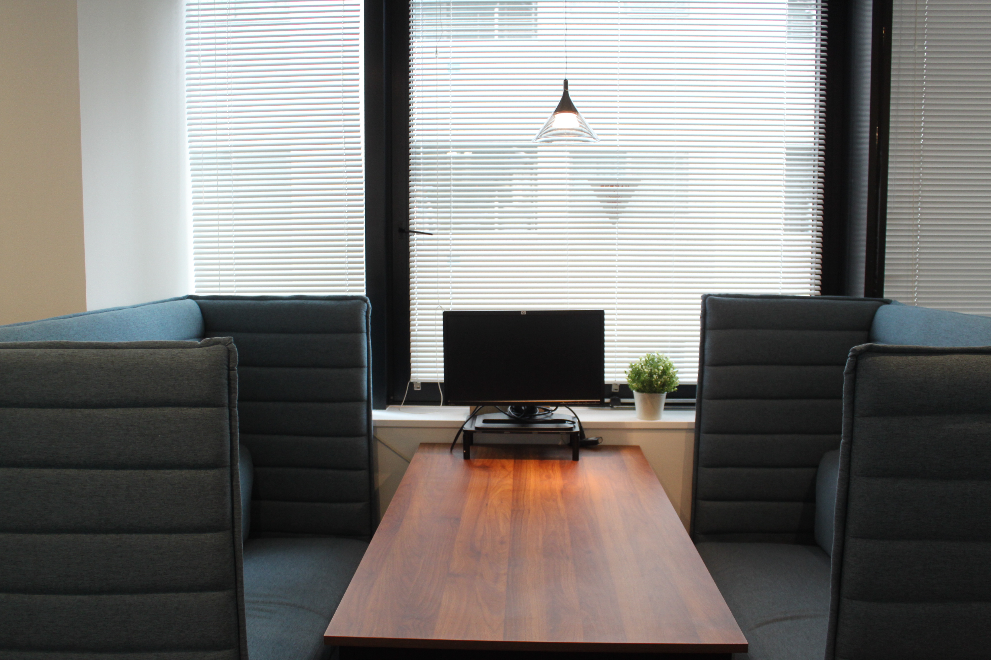 オフィス写真 4